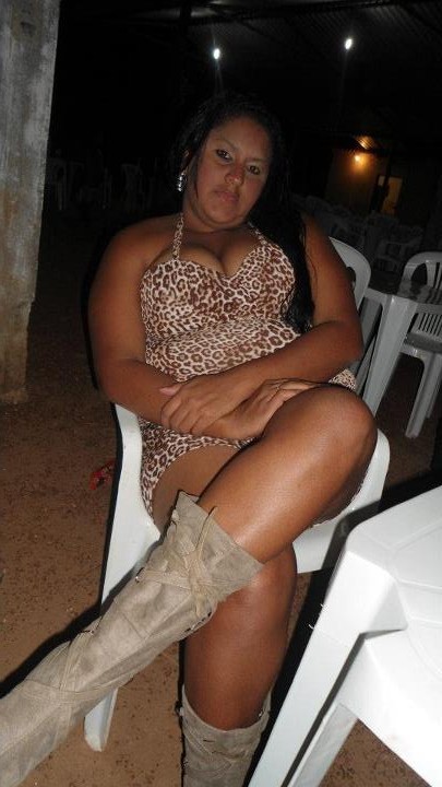 Date this good-looking Brazil girl Marcia from Goiania BR6550