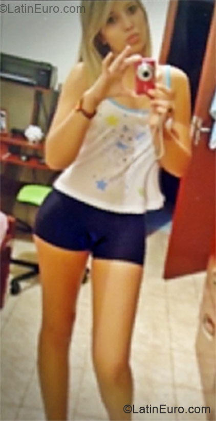 Date this hot Brazil girl Indai from Brasília BR7965