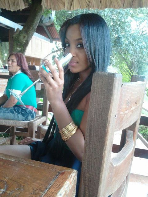 Date this exotic Dominican Republic girl Isvelsy from Santiago DO10704