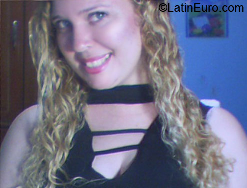 Date this funny Brazil girl Monica from Belem BR9417