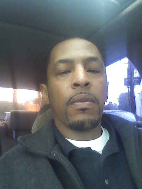 Date this georgeous United States man David from Los Angeles US12621