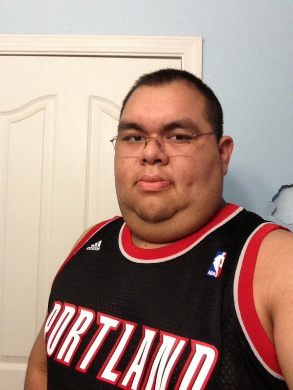 Date this lovely United States man Oscar from Jefferson US12625