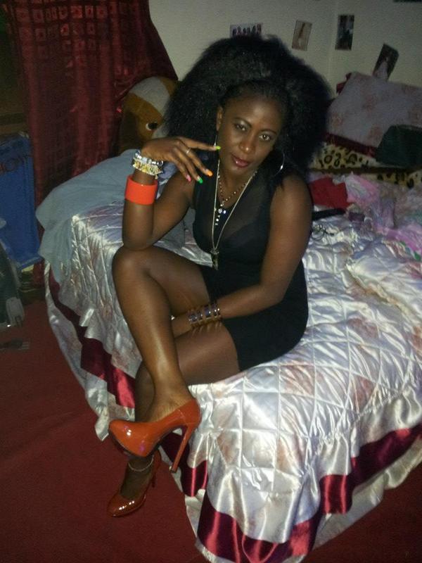 Date this happy Senegal girl Gift23 from Dakar SN163