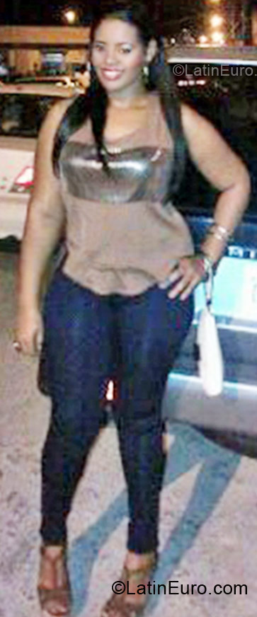 Date this exotic Dominican Republic girl Leidy from Santiago DO10757