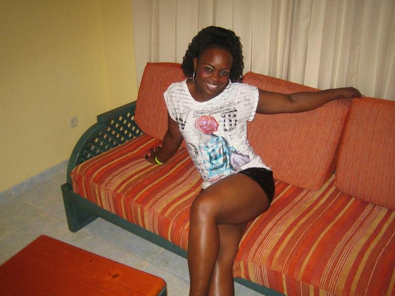 Date this beautiful Dominican Republic girl Ely5678 from Santo Domingo DO10762