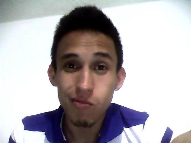 Date this hard body Colombia man JHONNY from Bogota CO9926