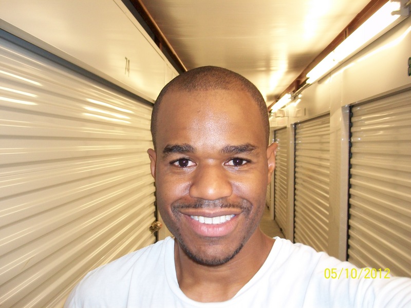 Date this beautiful United States man BRUCE from Henderson US12698