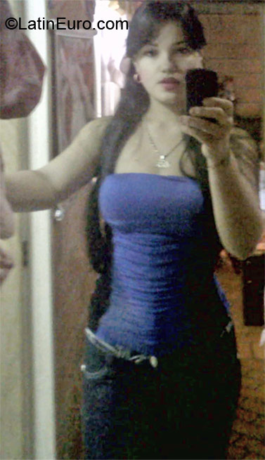 Date this good-looking Colombia girl Karen from Cucuta CO10031