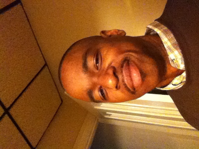 Date this good-looking United States man Justin from Philadelphia US12796