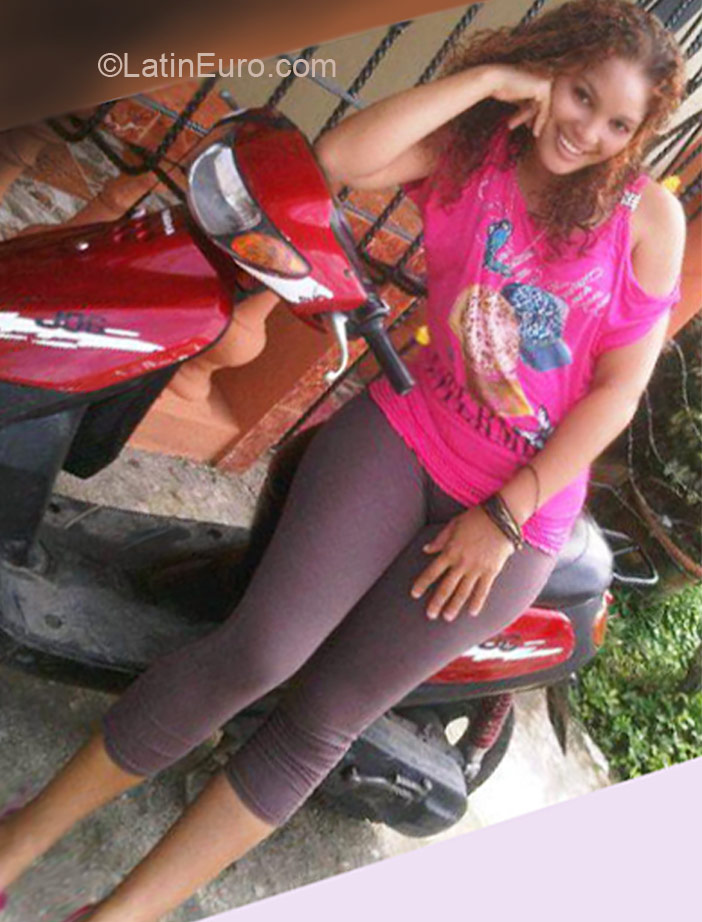 Date this passionate Dominican Republic girl Ani from Bonao DO10972