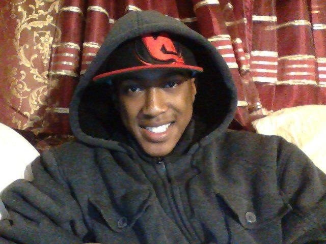 Date this sultry United States man V3smile from Long Beach US12843
