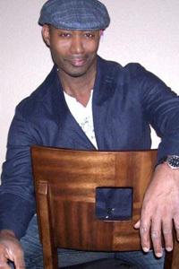 Date this young United States man Marc from San Diego US12958