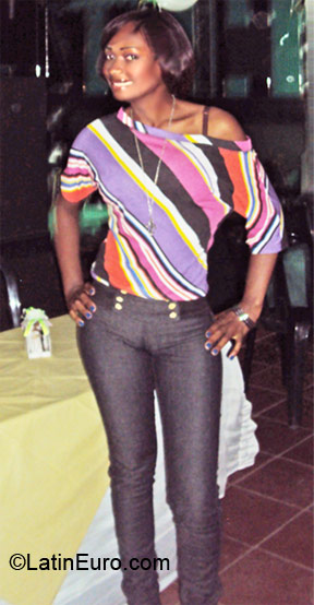 Date this delightful Dominican Republic girl Marileini from Santo Domingo DO12003