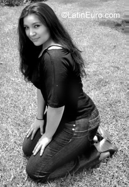 Date this foxy Mexico girl Aby31 from Guadalajara MX712