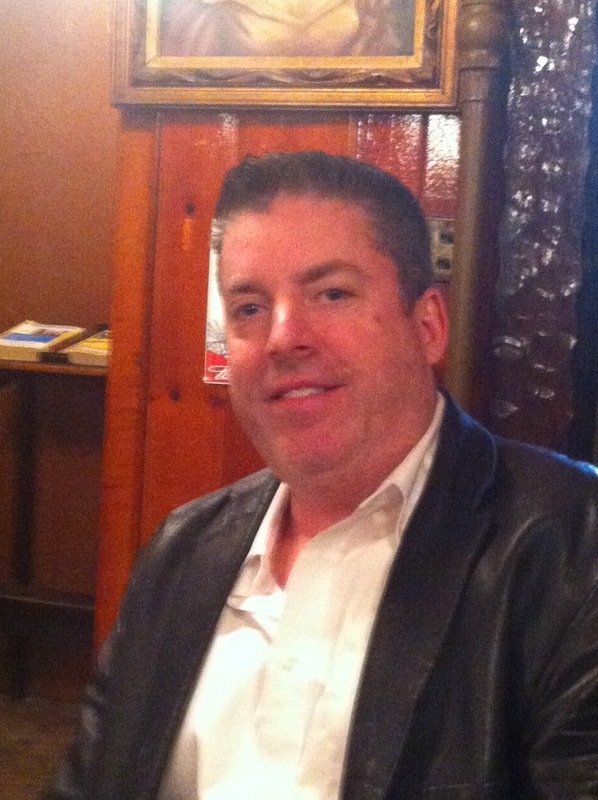 Date this georgeous United States man Happy from New York US13014