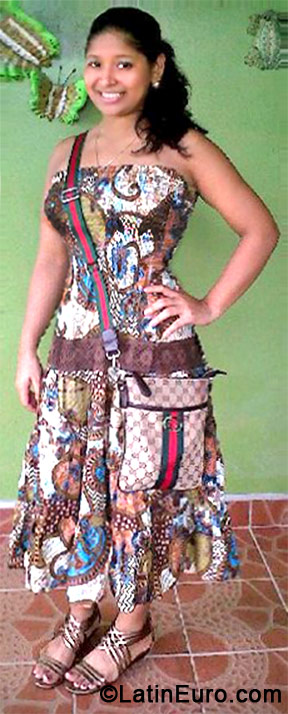 Date this georgeous Panama girl Sayde from David PA291