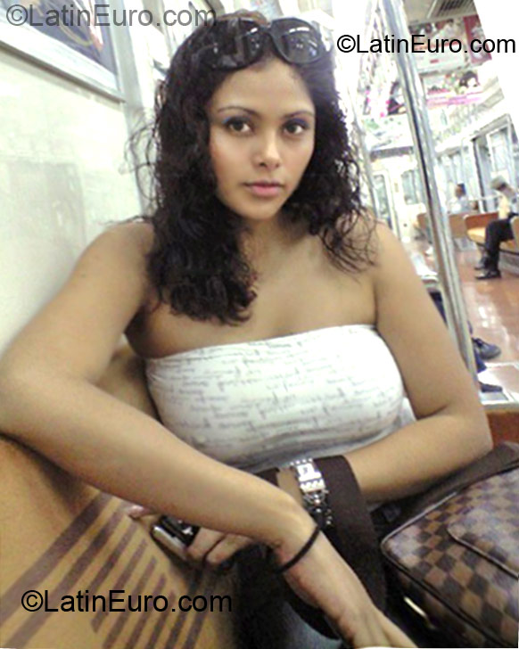 Date this voluptuous Peru girl Patty from Lima PE613