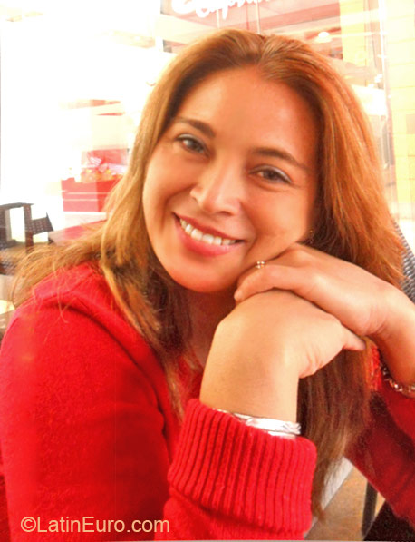 Date this foxy Venezuela girl Maryuri from Caracas VE79