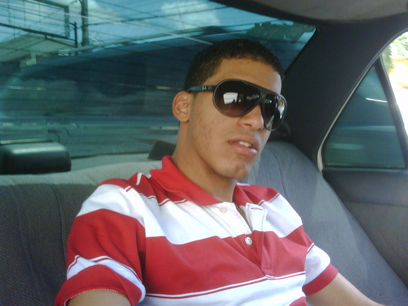 Date this foxy Dominican Republic man EURY from Santiago DO11502