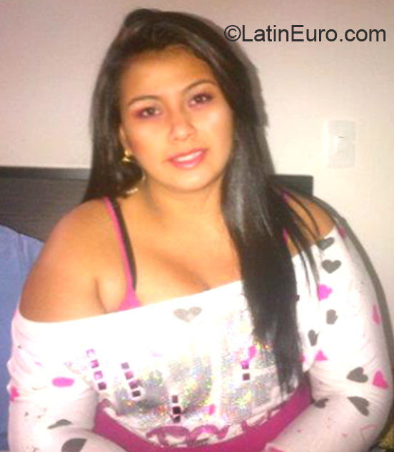 Date this good-looking Colombia girl Mariana from Cali CO10692