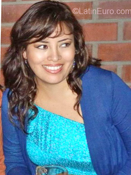 Date this funny Peru girl SILA from Arequipa PE696
