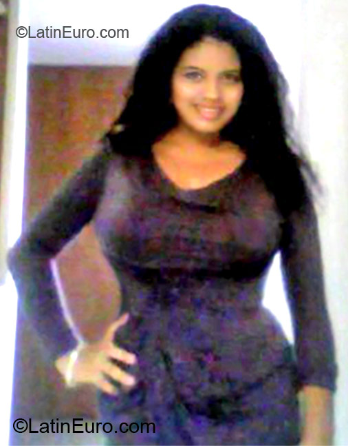 Date this tall Peru girl Diana from Chimbote PE805