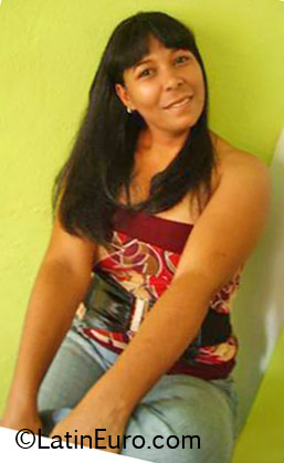 Date this beautiful Dominican Republic girl Marisela from Santiago DO11576