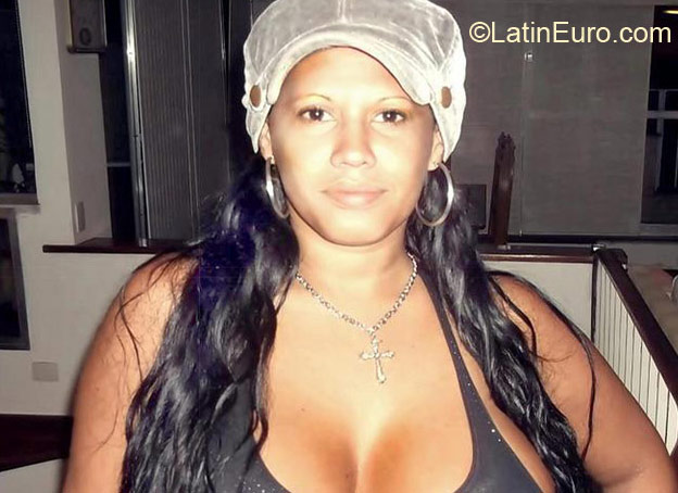 Date this cute Brazil girl Rachilen from Rio De Janeiro BR8832