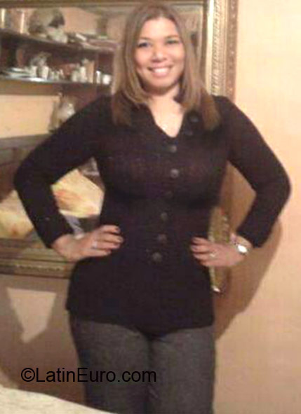 Date this funny Chile girl Nereida from Santiago CL67