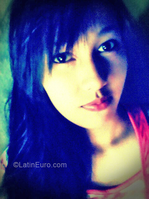 Date this lovely Philippines girl Lady from San Jose City PH483