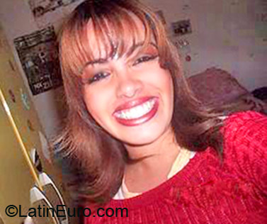Date this nice looking Brazil girl Iascara rocha from Sao Paulo BR6913