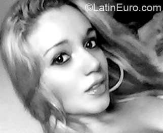 Date this exotic Brazil girl Nathaly from Rio De Janeiro BR6935