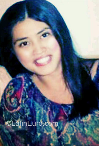 Date this pretty Philippines girl Manila from Manila PH493