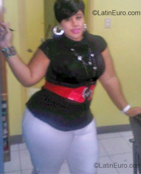 Date this funny Jamaica girl Pretty from Kingston JM1226