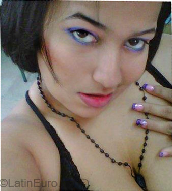 Date this sultry Dominican Republic girl Milca from puerto plata DO11915