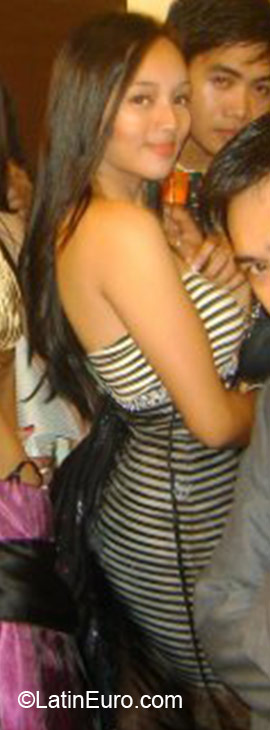 Date this good-looking Philippines girl Eulu from Tacloban PH499