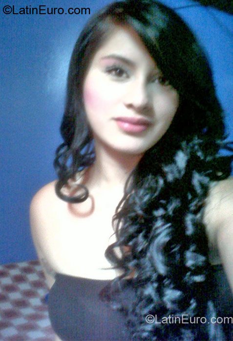 Date this fun Colombia girl Gisela from Bogota CO10952
