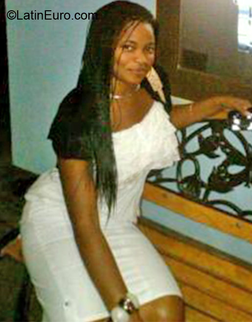 Date this georgeous Jamaica girl Melesha from Kingston JM634
