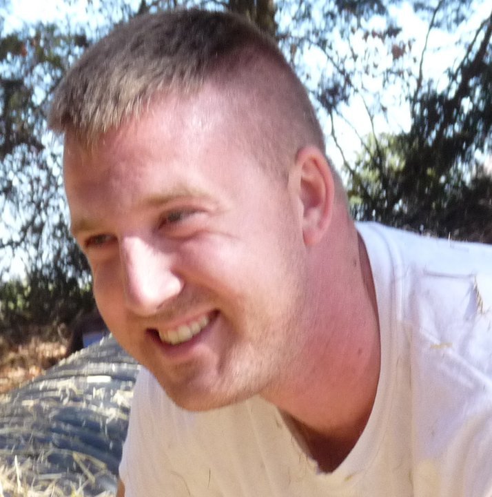 Date this happy United States man T_force from New York US13490