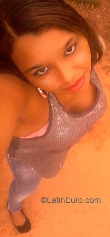 Date this passionate Brazil girl Solimar from Goiania BR7044