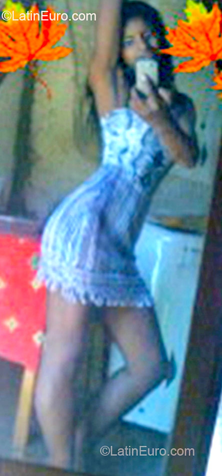 Date this exotic Brazil girl Rosinea from Nova Friburgo BR7051