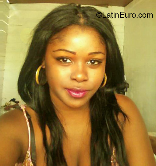 Date this gorgeous Jamaica girl Casey ann from negril JM779