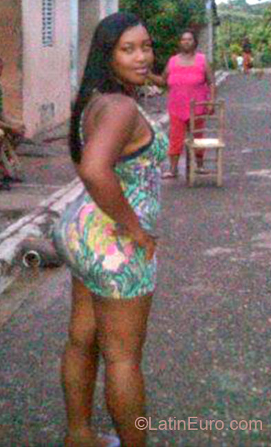 Date this sensual Dominican Republic girl Caridad from Villa Isabela DO12176