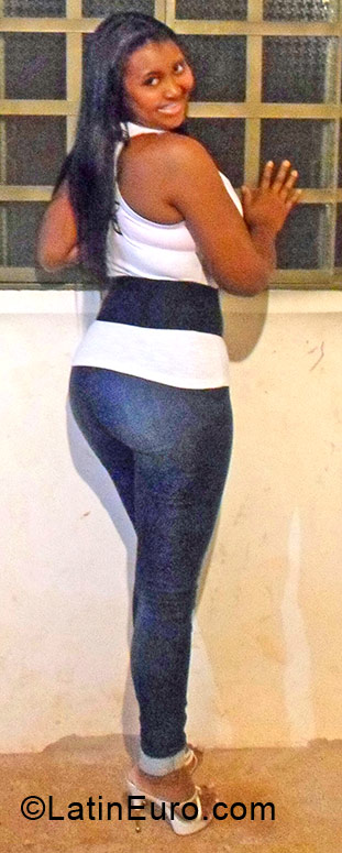Date this exotic Brazil girl Lidiane from Anapolis BR7105