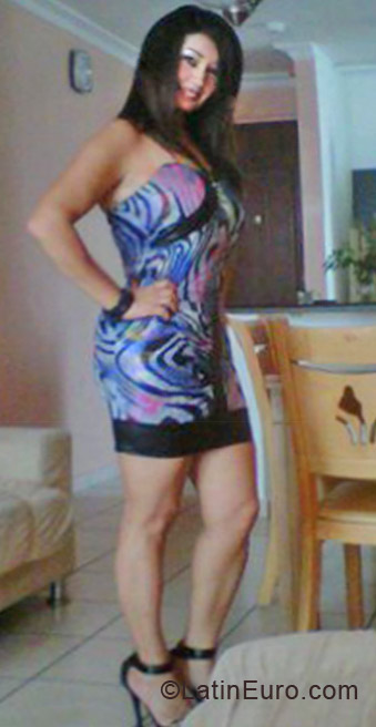 Date this fun Panama girl Luna mar from Panama City PA328