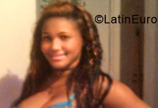 Date this stunning Dominican Republic girl Angela from Santiago DO14285