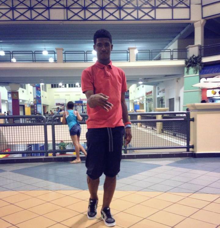 Date this pretty Dominican Republic man Carlos from Santo Domingo DO12666