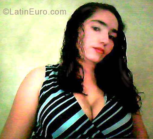 Date this passionate Honduras girl Blanca from San Padro Sula HN767