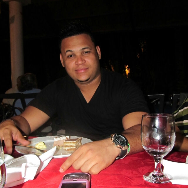 Date this georgeous Dominican Republic man Howard from Santo Domingo DO12752