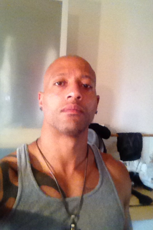 Date this charming United States man Brandon from Baltimore US13655